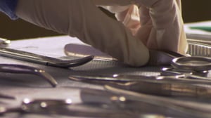 Monsters Inside Me, Season 1 Episode 1 image