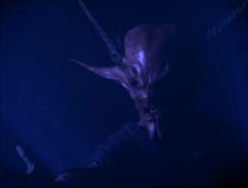 Charmed, Season 2 Episode 1 image