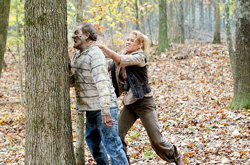 The Walking Dead -  Season 2 - "Beside the Dying Fire" - Laurie Holden