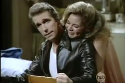 Happy Days, Season 10 Episode 7 image