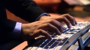 Smallville, Season 9 Episode 13 image