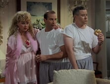 The Naked Truth, Season 1 Episode 10 image