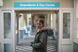 In My Skin, Season 1 Episode 2 image