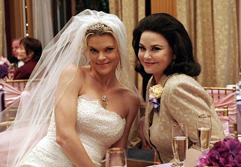 The Wedding Bells - "For Whom the Bells Toll" - Missi Pyle as Amanda, Delta Burke as Sheila