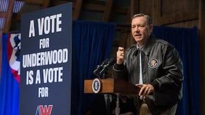 House of Cards, Season 3 Episode 9 image