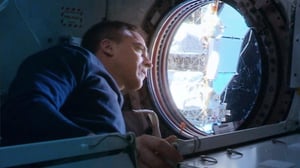 Among the Stars, Season 1 Episode 1 image