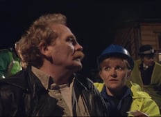 Casualty, Season 8 Episode 1 image