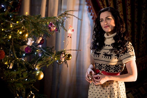 A Princess for Christmas - Katie McGrath as Jules Daly