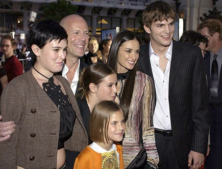 Bruce Willis, Ashton Kutcher and Demi Moore with daughters - "Charlie's Angels 2 Full Throttle" premiere, June 18, 2003