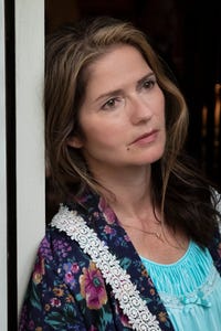 Jill Hennessy as Victoria