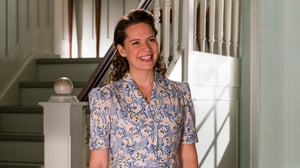 Seaside Hotel, Season 8 Episode 4 image