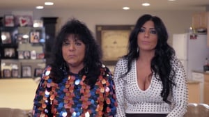 sMothered, Season 1 Episode 3 image