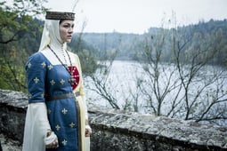 Knightfall, Season 1 Episode 8 image
