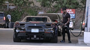 Kevin Hart: Don't F**k This Up, Season 1 Episode 1 image