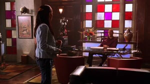 Smallville, Season 3 Episode 10 image