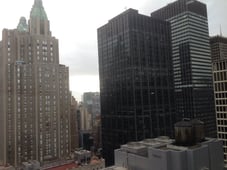 Inside Edge, Season 1 Episode 1 image