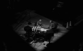 McCartney 3,2,1, Season 1 Episode 5 image