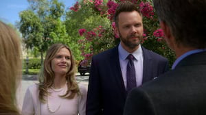 Santa Clarita Diet, Season 2 Episode 2 image