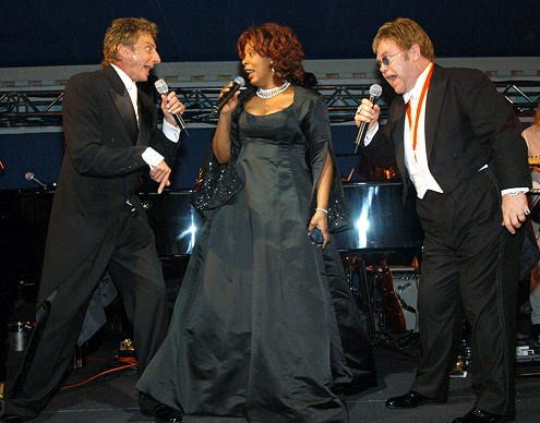 Barry Manilow, Donna Summer and Elton John - performing at The Fifth Annual White Tie & Tiara Ball to Benefit the Elton John Aids Foundation, London, June 26, 2003