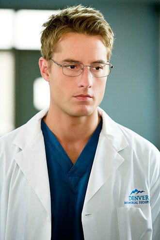 Emily Owens, M.D. - Season 1- " Emily and ...The Good and the Bad" - Justin Hartley