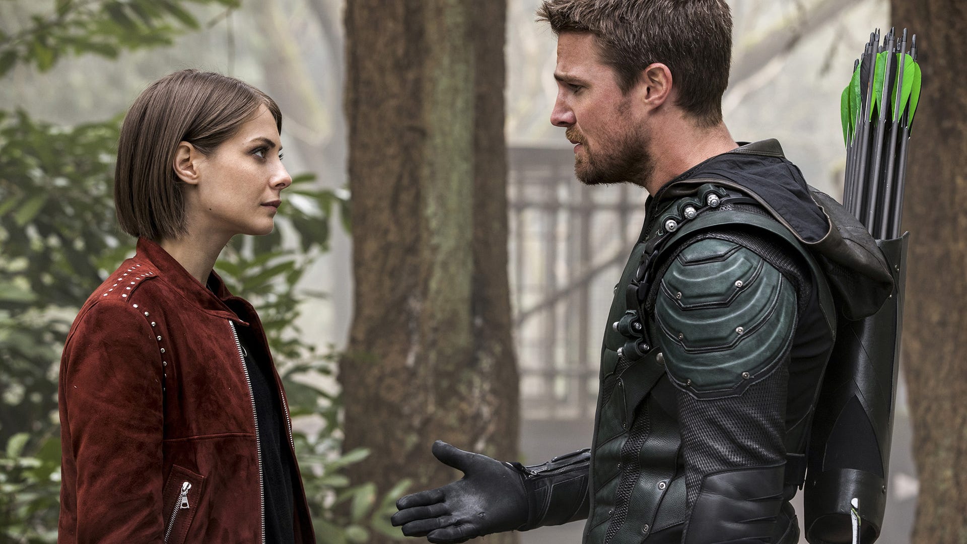 Willa Holland and Stephen Amell, Arrow
