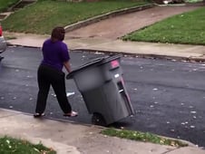 Neighborhood Wars, Season 1 Episode 3 image