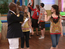 Wizards of Waverly Place, Season 2 Episode 25 image