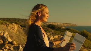 White Lines, Season 1 Episode 10 image