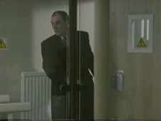 Goggle Eyes, Season 1 Episode 4 image