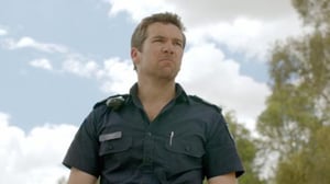 Glitch, Season 1 Episode 6 image