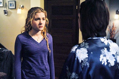 The Nine Lives of Chloe King - Season 1 - "Heartbreaker" - Skyler Samuels