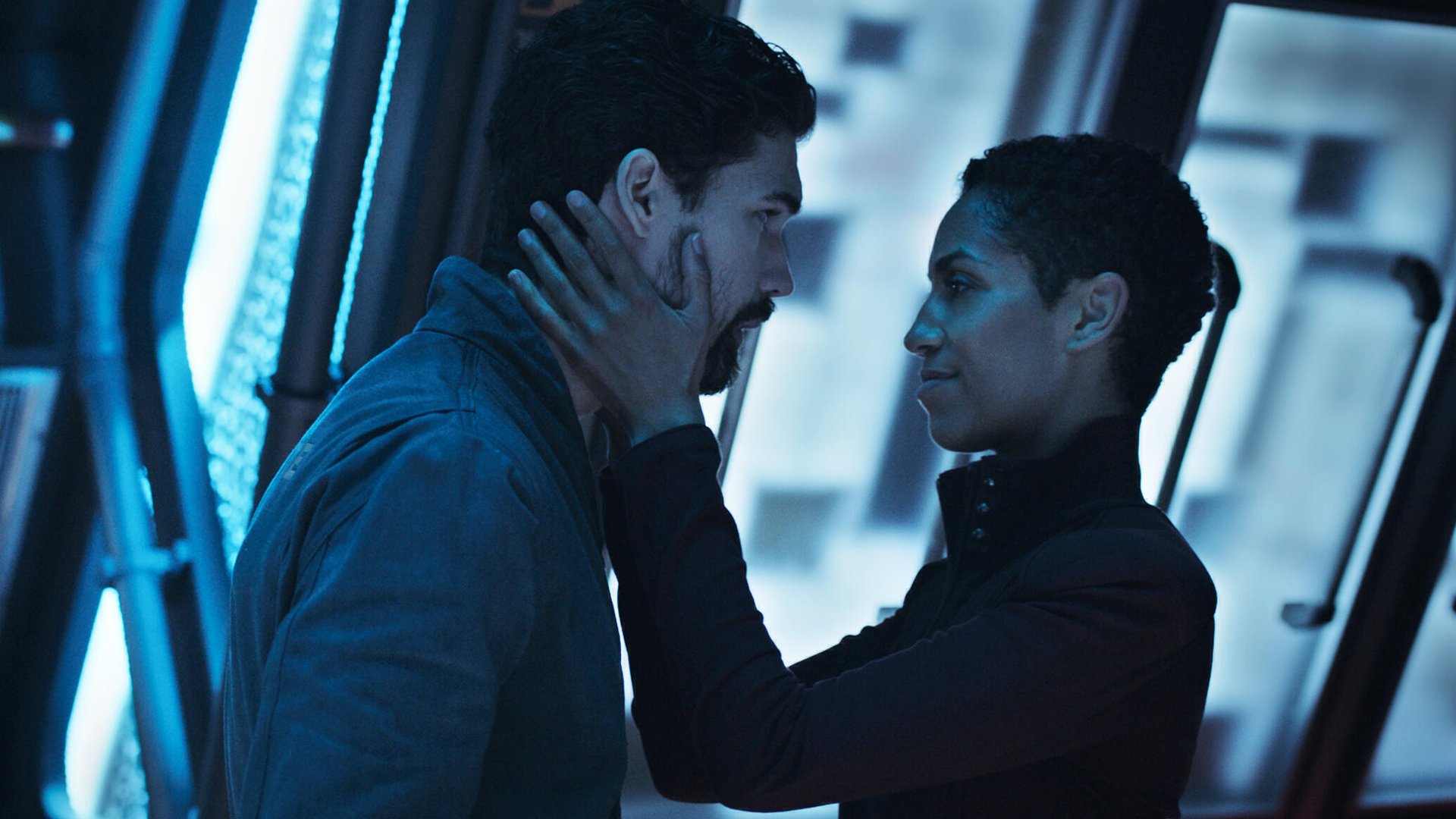 Steven Strait and Dominique Tipper, The Expanse