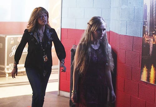 Nashville – Season 2 – “Crazy” - Dana Wheeler-Nicholson, Clare Bowen
