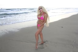 Eye on Entertainment, Season 20 Episode 8 image