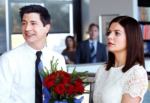 Marry Me's Casey Wilson, Ken Marino and Creator David Caspe Preview Their New Romantic Comedy