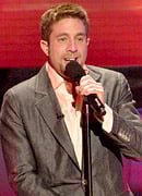 How Idol's Elliott Won... Our Hearts