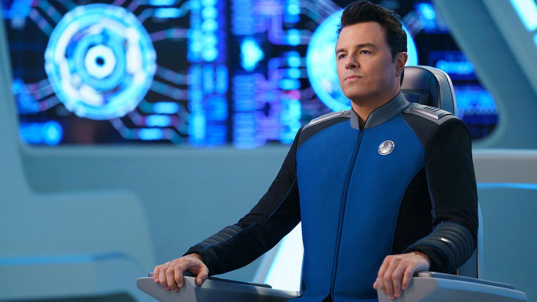 Seth MacFarlane Digs Into How The Orville: New Horizons Will Bring Fans Closer to Their Favorite Characters