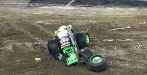 Science of Stupid, Season 4 Episode 3 image