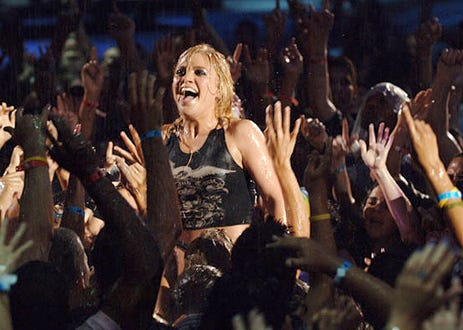 Kelly Clarkson - The 2005 MTV Video Music Awards, August 28, 2005
