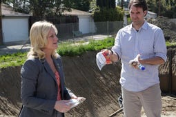 Parks and Recreation, Season 1 Episode 2 image