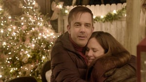 Holiday Home Makeover with Mr. Christmas, Season 1 Episode 4 image