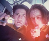 Star Trek: Voyager, Season 2 Episode 13 image