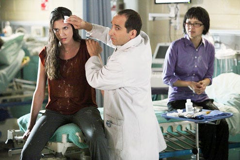 House - Season 8 - "Holding On" - Odette Annable, Peter Jacobson and Charlyne Yi