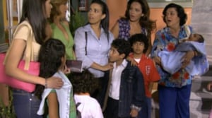 Vecinos, Season 2 Episode 13 image