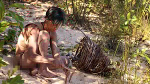 Naked and Afraid, Season 9 Episode 10 image