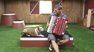 Lucky Dog, Season 4 Episode 9 image