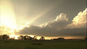 Storm Chasers, Season 2 Episode 3 image