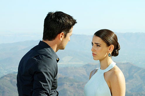 90210 - Season 5 - "The Sea Change" - Wes Brown and Jessica Lowndes