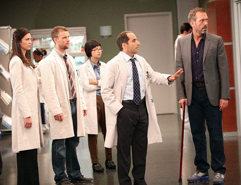 House - Season 8 - "Parents" - Odette Annable as Adams, Jesse Spencer as Chase, Charlyne Yi as Park, Peter Jacobson as Taub and Hugh Laurie as House