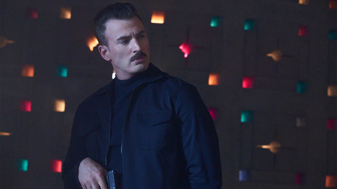 The Gray Man Review: Freewheeling Chris Evans Is The Best Part of This Action Movie Letdown